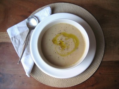 Roasted Garlic and Potato&nbsp;Soup